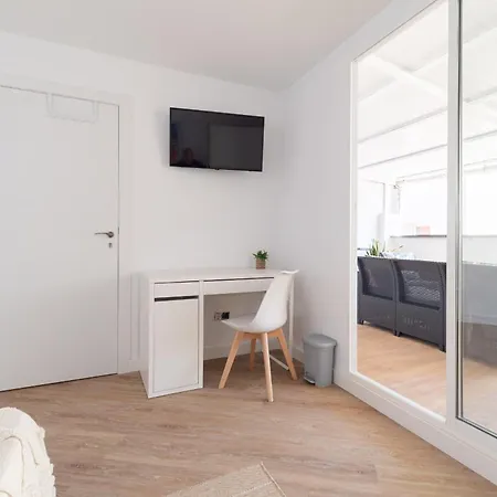 Gran Atico Con Terraza