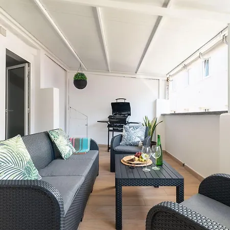 Gran Atico Con Terraza